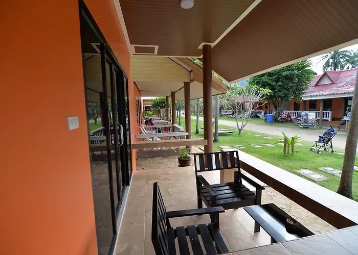 Lanta Bee Garden Bungalow Sha Extra Plus